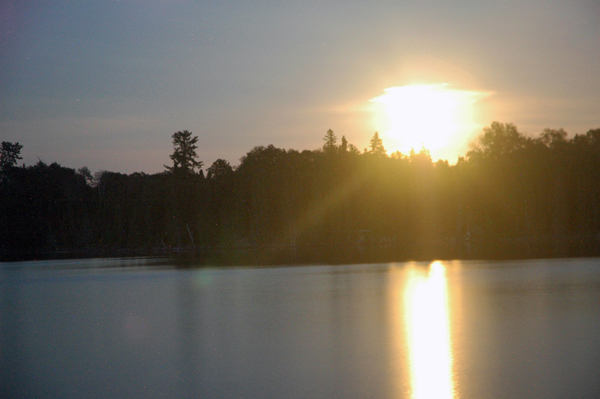 Harvest Moon On Pocket Lake